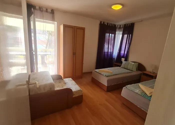 Yellow Sun 2 * Siófok