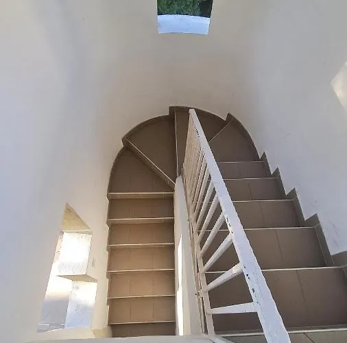 Yellow Sun 2 アパート シオーフォク