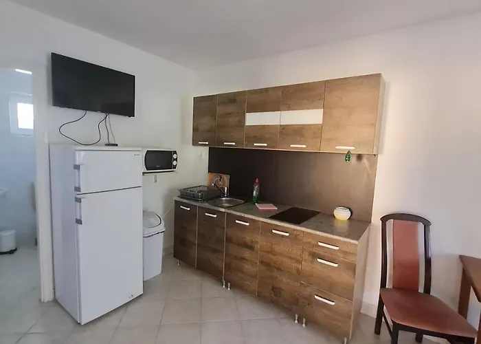 Yellow Sun 2 Siófok